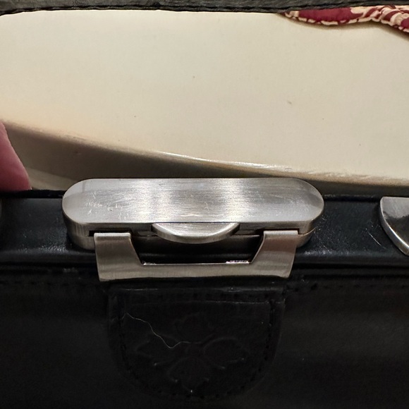 NWOT Patricia Nash Framed Black Leather Satchel - Picture 7 of 10